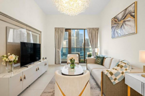 FIRST CLASS 2BR Burj Khalifa & Canal Views